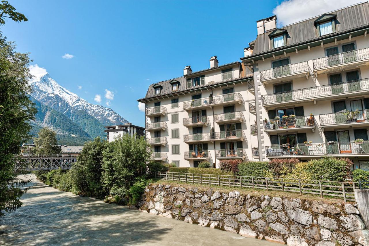 Apartment Cosmiques - Alpes Travel - Central Chamonix - Sleeps 4 Exterior photo